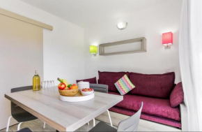 Appartement une chambre et un canapé lit à Saint Raphaël